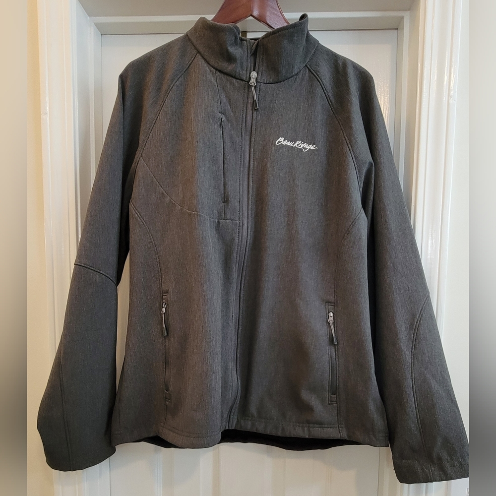 Beau Rivage Fleece Jacket.